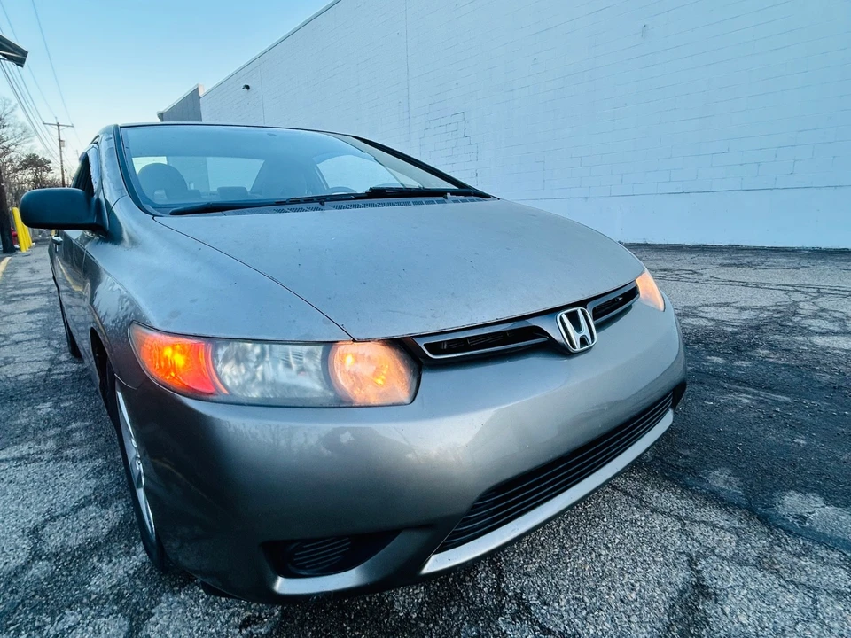 2008 Honda Civic 8th Gen - Image 5 of 21