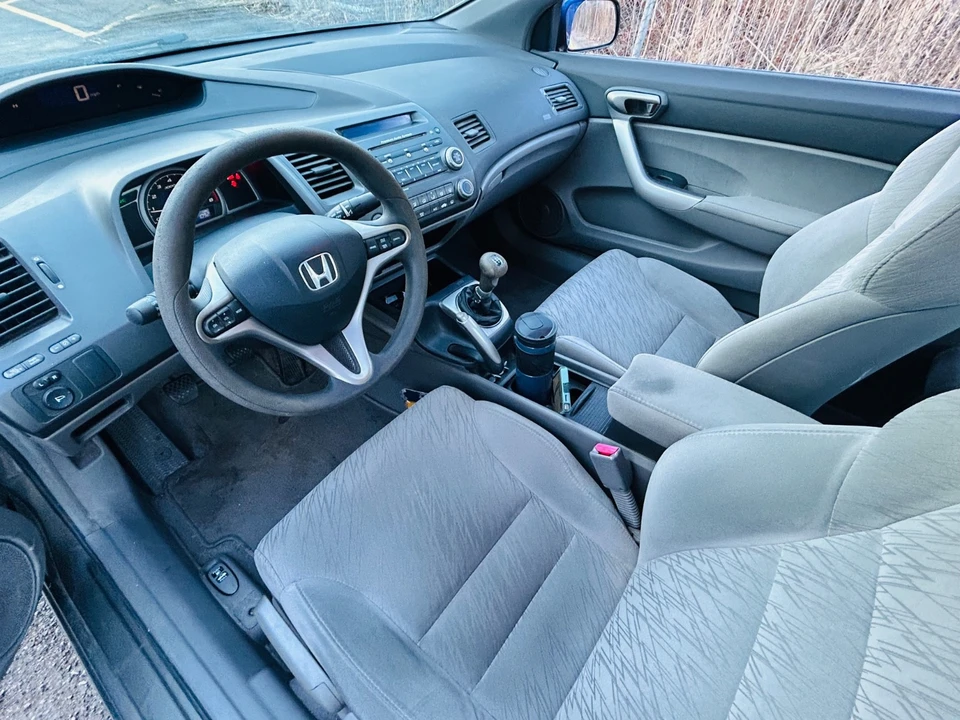 2008 Honda Civic 8th Gen - Image 16 of 21