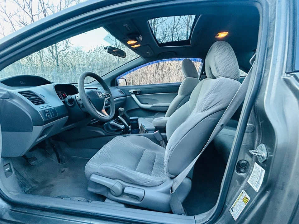 2008 Honda Civic 8th Gen - Image 19 of 21