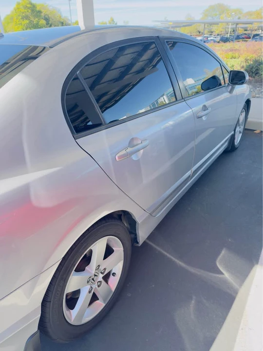 2008 Honda Civic 8th Gen - Image 4 of 11