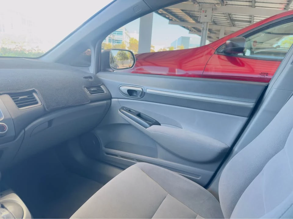 2008 Honda Civic 8th Gen - Image 8 of 11