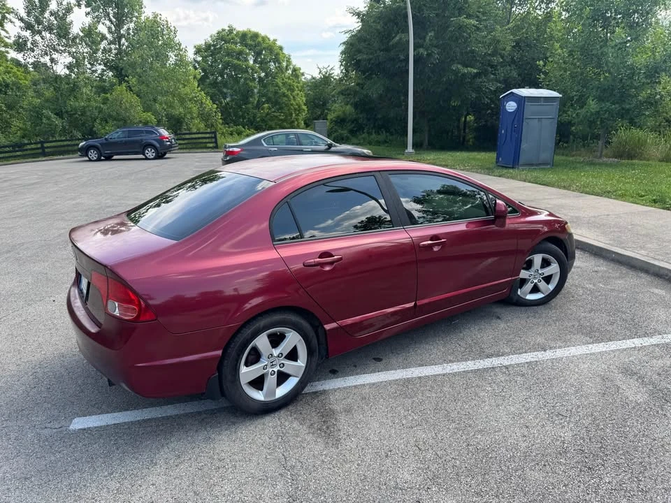 2008 Honda Civic 8th Gen - Image 2 of 7