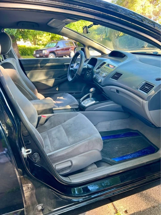 2008 Honda Civic 8th Gen - Image 4 of 17