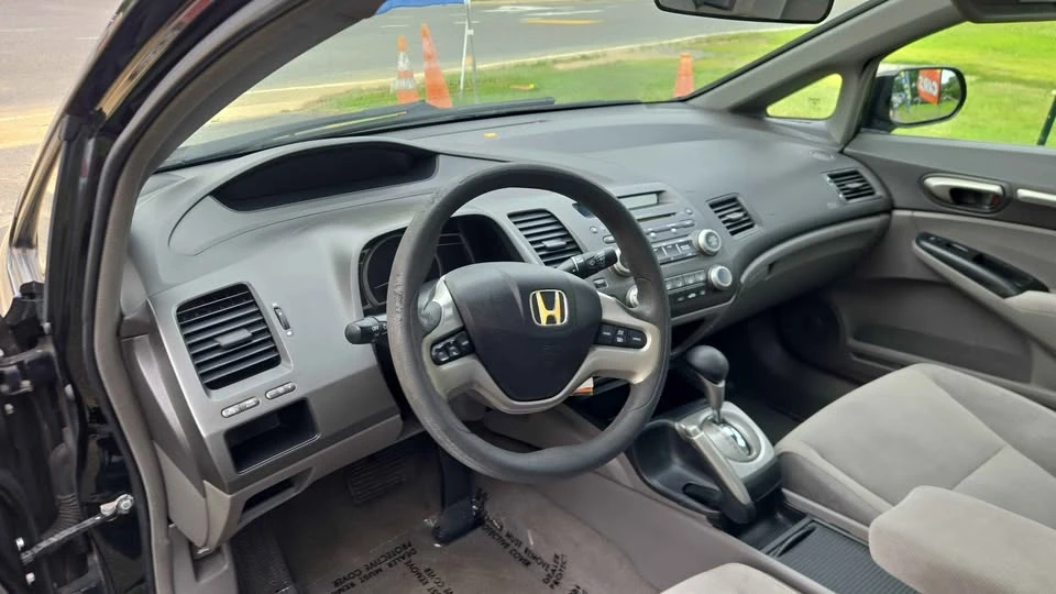 2008 Honda Civic 8th Gen - Image 13 of 15