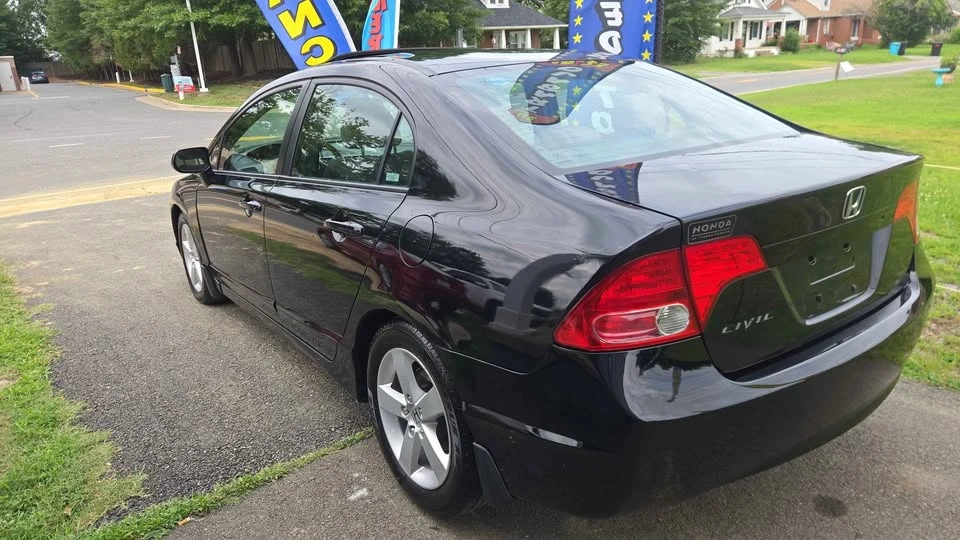 2008 Honda Civic 8th Gen - Image 5 of 15