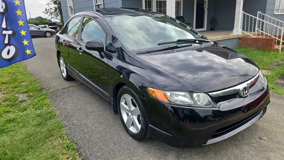 2008 Honda Civic 8th Gen - Image 3 of 15