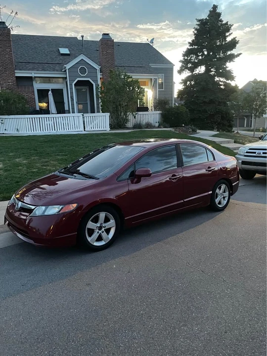 2008 Honda Civic 8th Gen - Image 2 of 8
