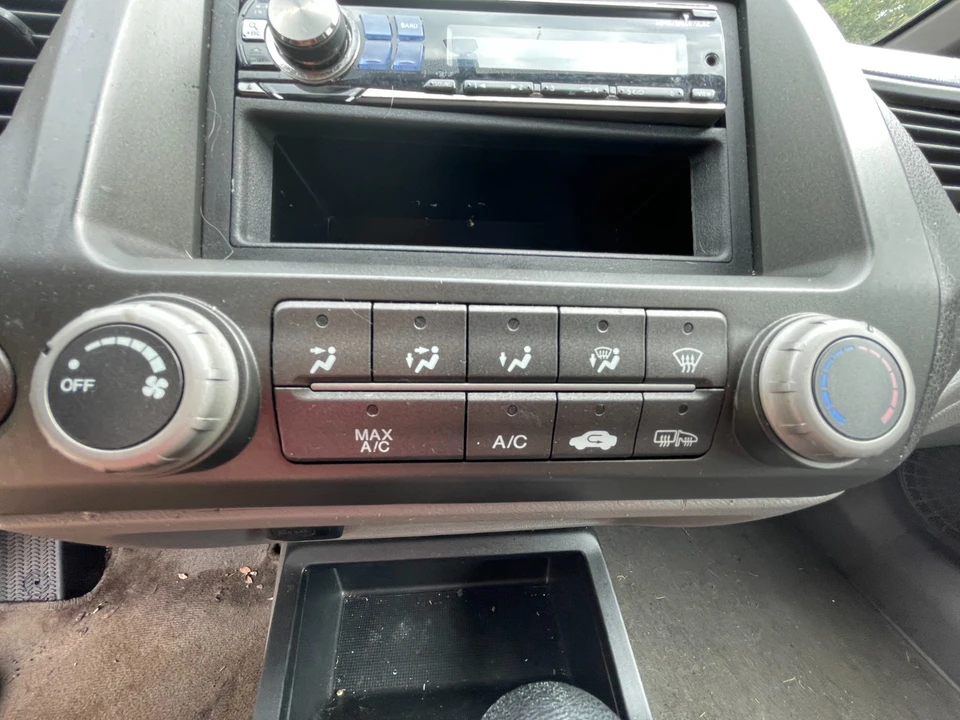 2008 Honda Civic 8th Gen - Image 11 of 12