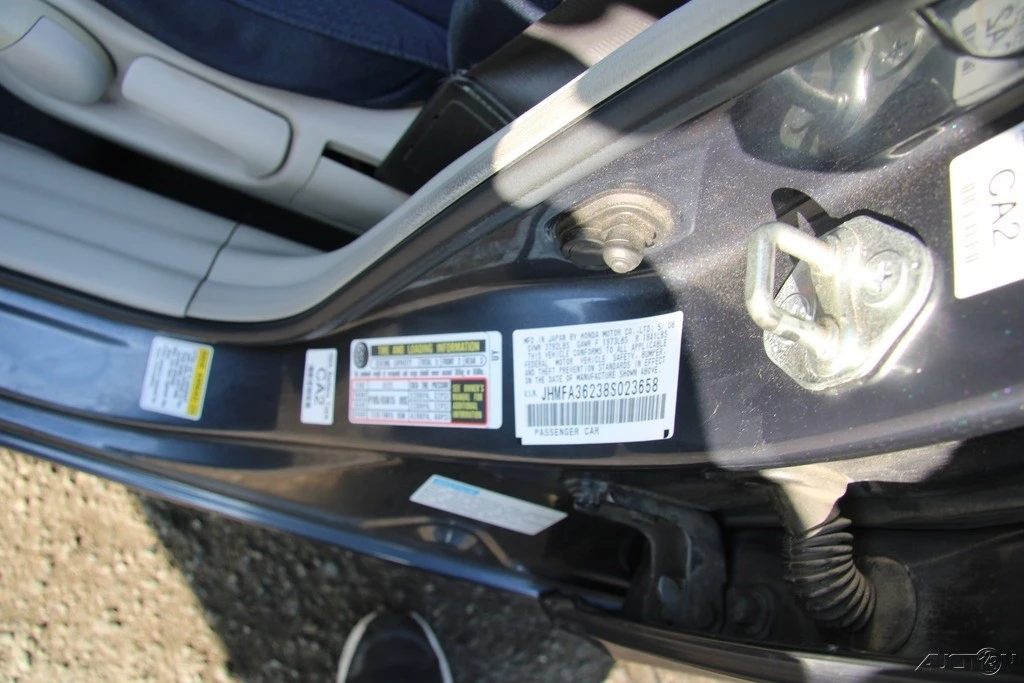 2008 Honda Civic 8th Gen - Image 10 of 21