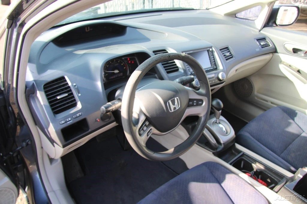 2008 Honda Civic 8th Gen - Image 13 of 21