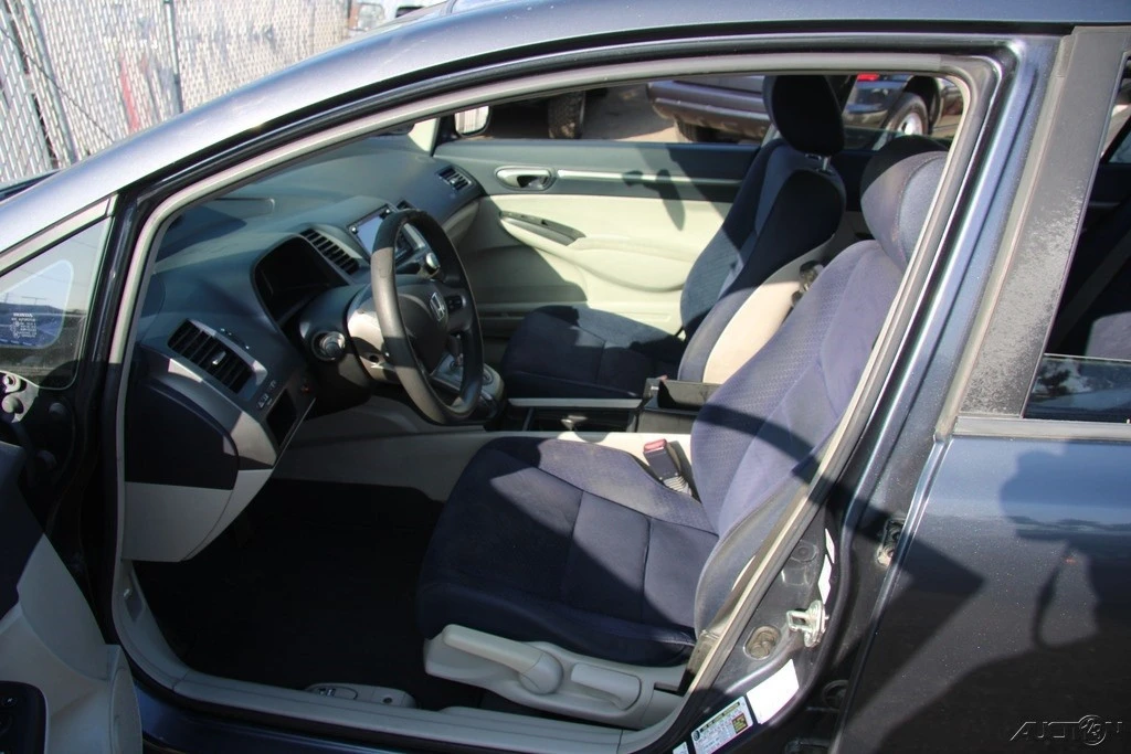 2008 Honda Civic 8th Gen - Image 12 of 21