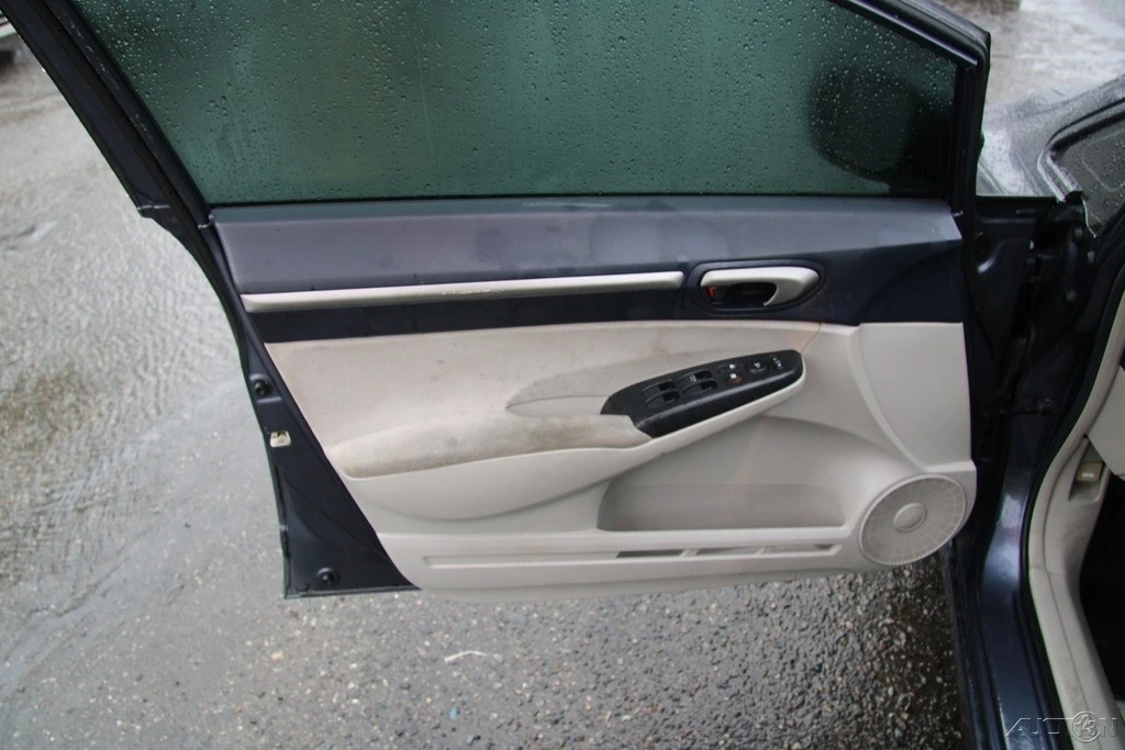 2008 Honda Civic 8th Gen - Image 11 of 21