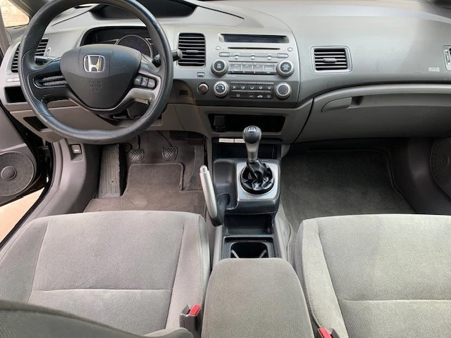 2008 Honda Civic 8th Gen - Image 6 of 12