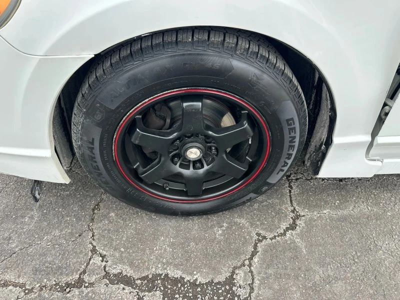 2008 Honda Civic 8th Gen - Image 9 of 12