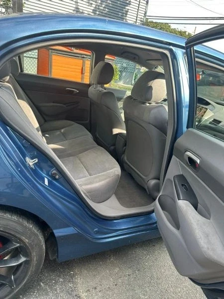 2008 Honda Civic 8th Gen - Image 9 of 12