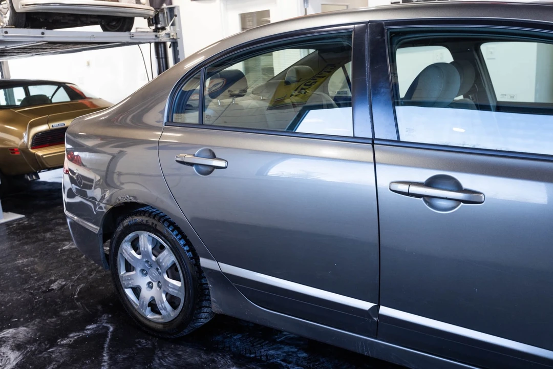 2008 Honda Civic 8th Gen - Image 11 of 31