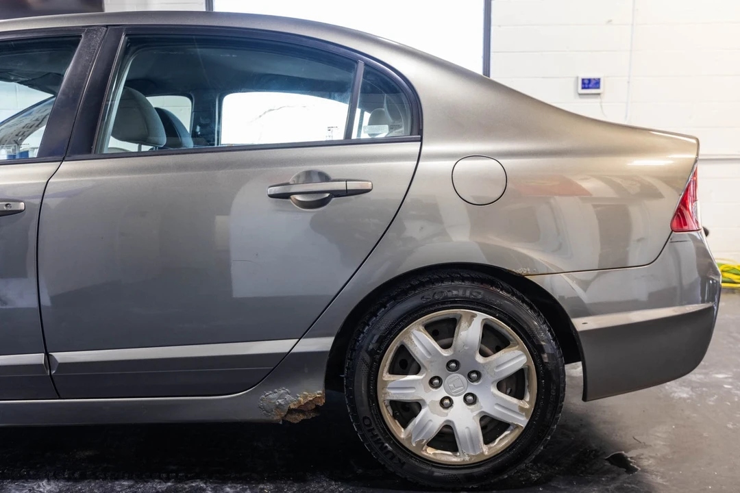 2008 Honda Civic 8th Gen - Image 7 of 31