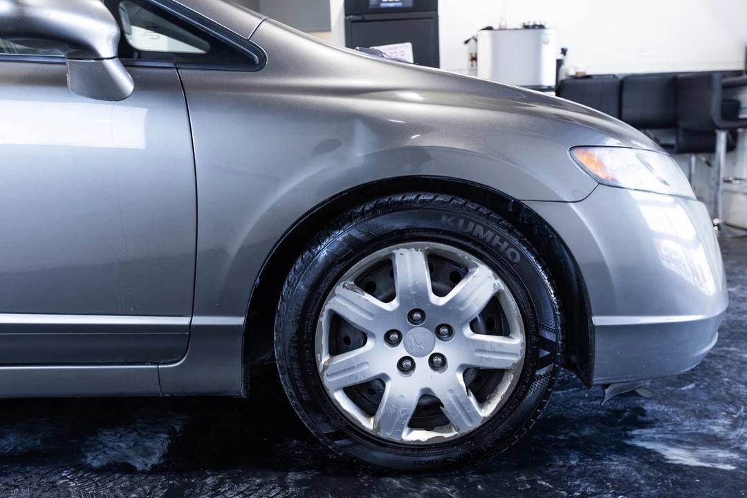 2008 Honda Civic 8th Gen - Image 15 of 31