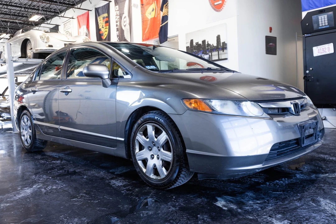 2008 Honda Civic 8th Gen - Image 16 of 31