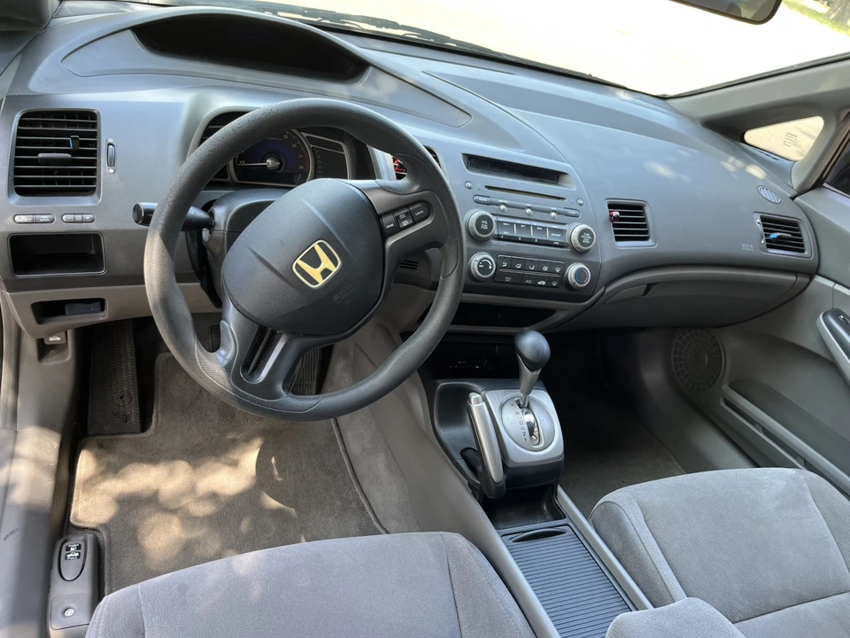 2008 Honda Civic 8th Gen - Image 7 of 12