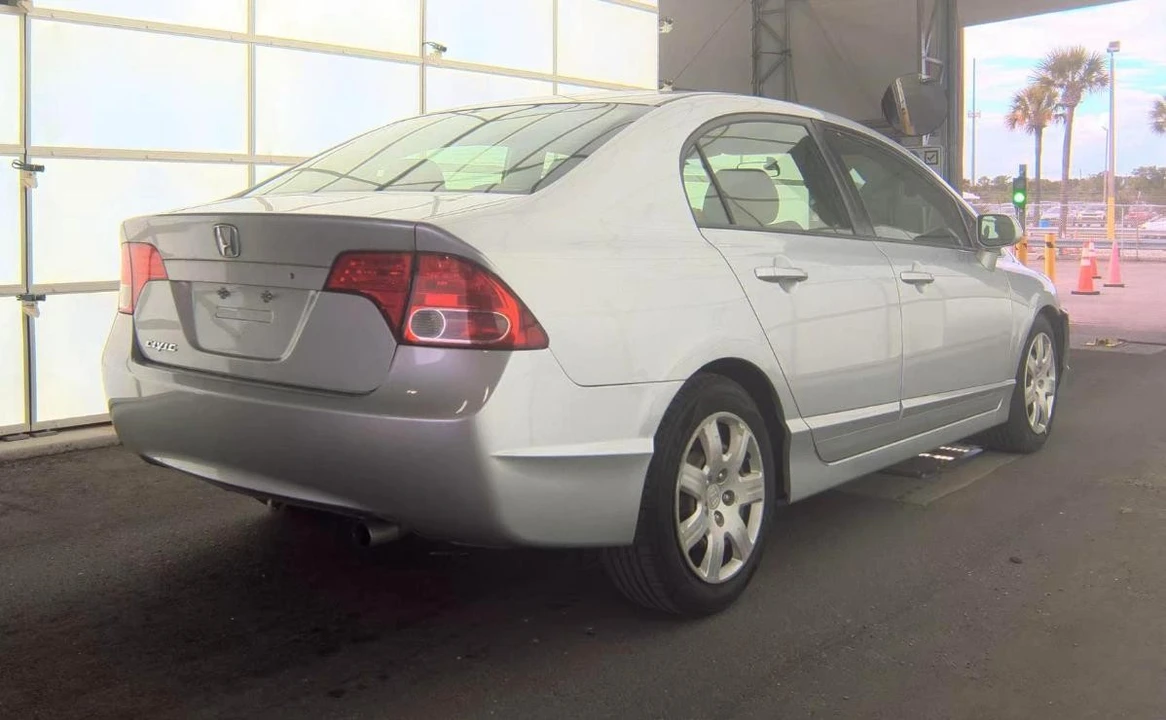 2008 Honda Civic 8th Gen - Image 4 of 13