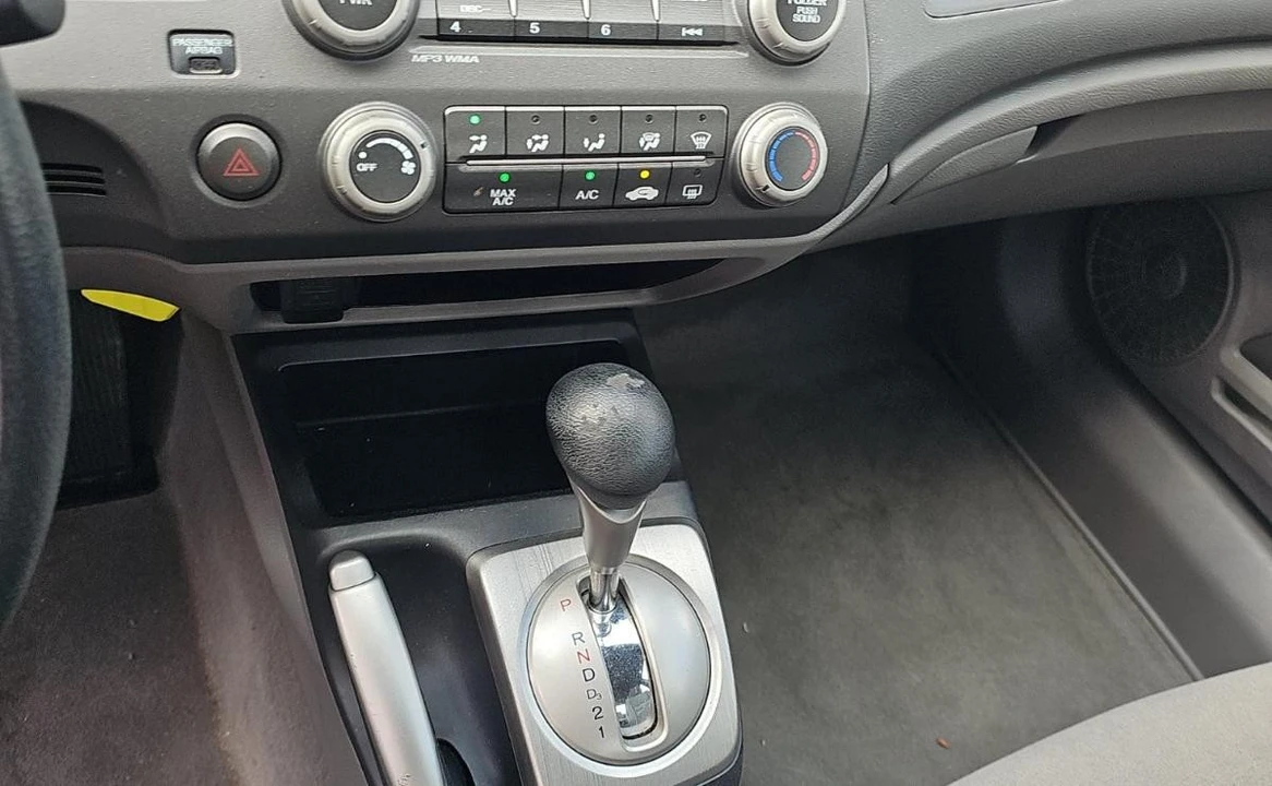 2008 Honda Civic 8th Gen - Image 11 of 13
