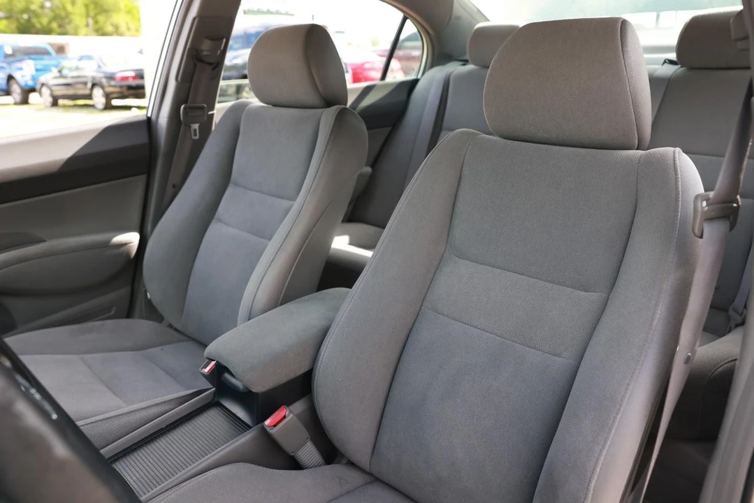 2008 Honda Civic 8th Gen - Image 6 of 31