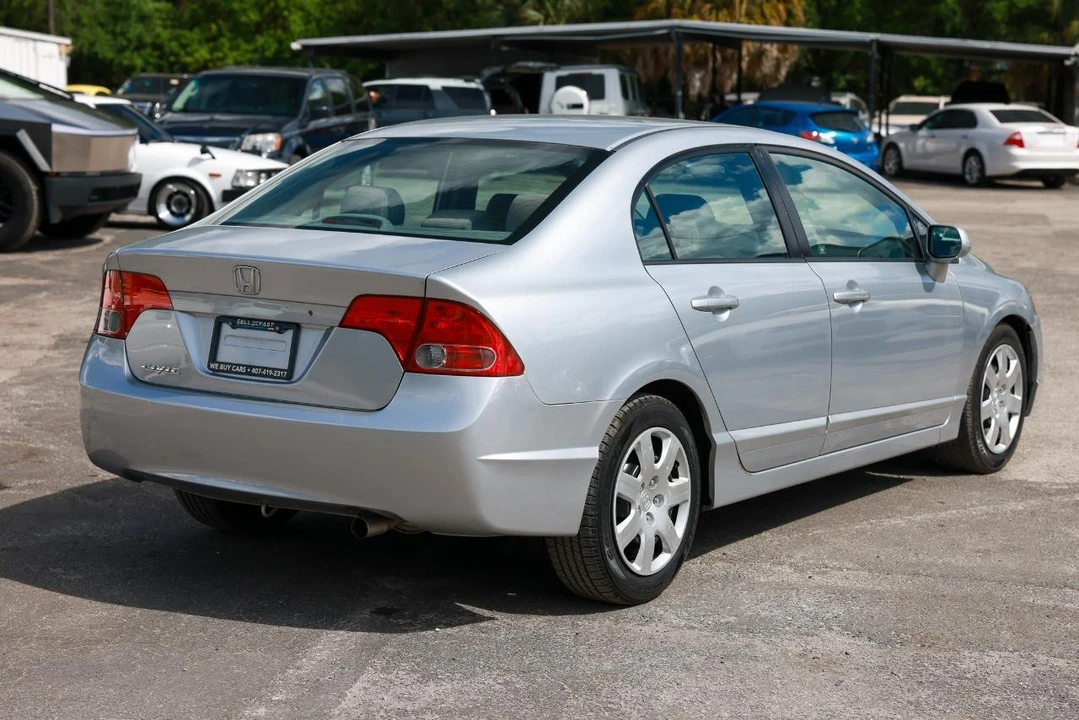 2008 Honda Civic 8th Gen - Image 11 of 31