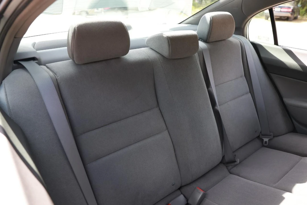 2008 Honda Civic 8th Gen - Image 14 of 31
