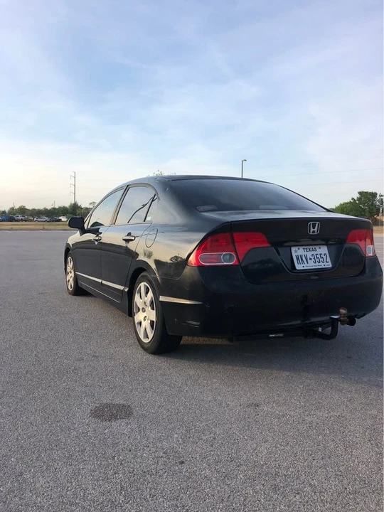 2008 Honda Civic 8th Gen - Image 8 of 15