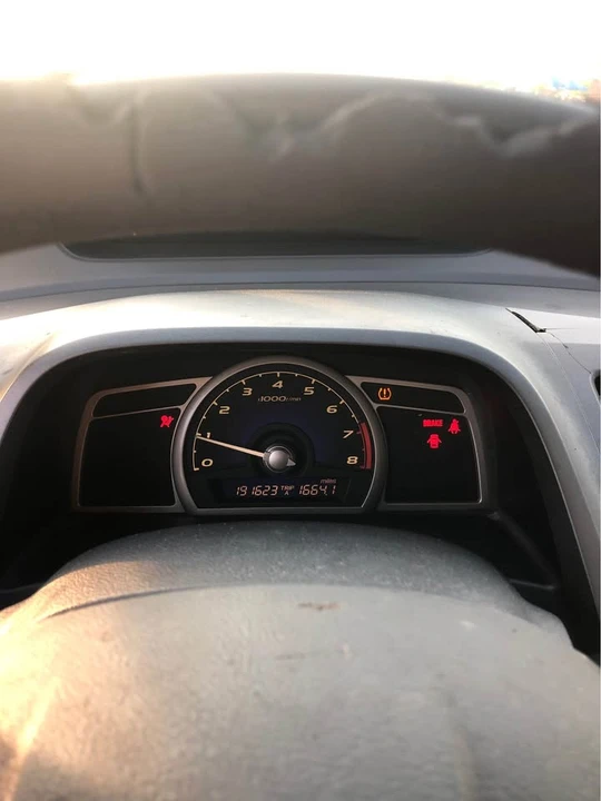 2008 Honda Civic 8th Gen - Image 13 of 15