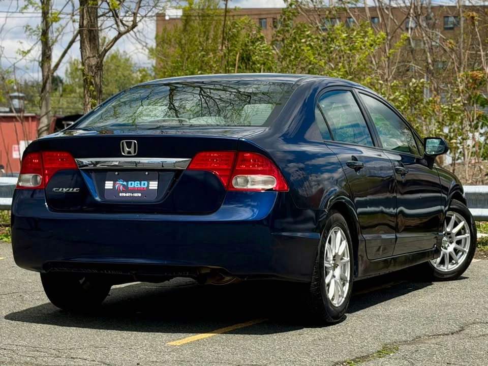 2008 Honda Civic 8th Gen - Image 8 of 16