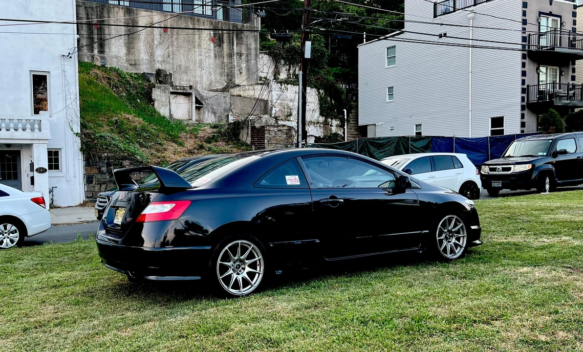 2008 Honda Civic Si 8th Gen - Image 9 of 31