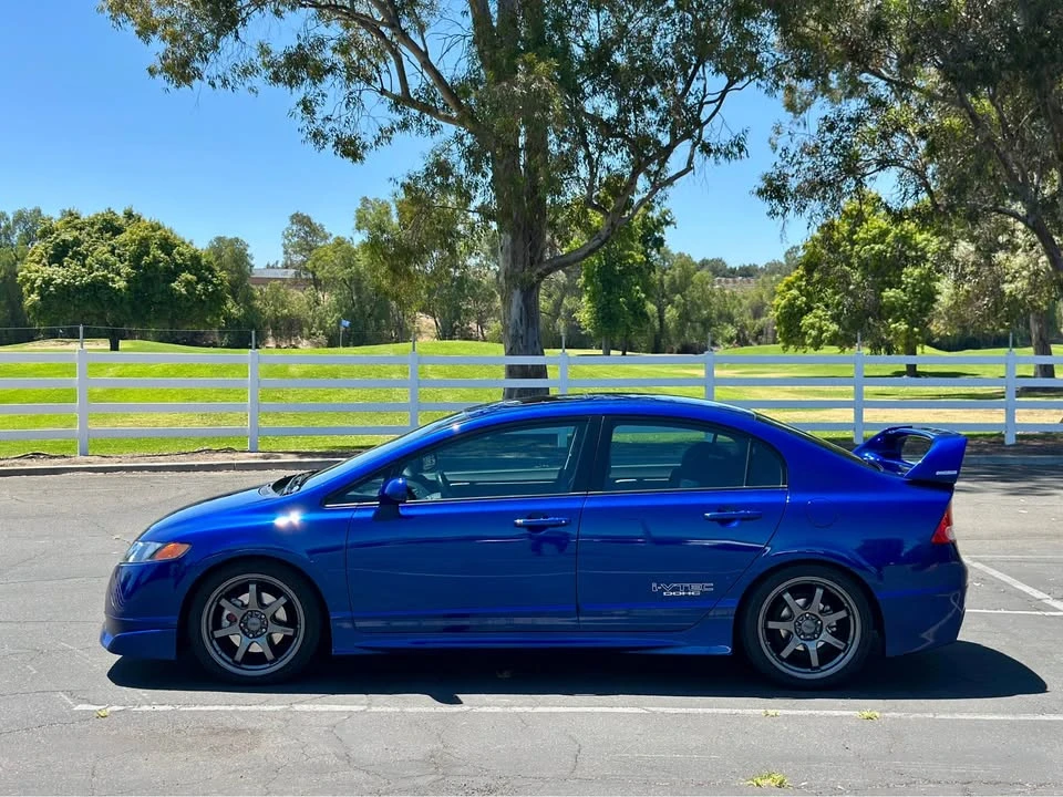 2008 Honda Civic Si 8th Gen - Image 2 of 18