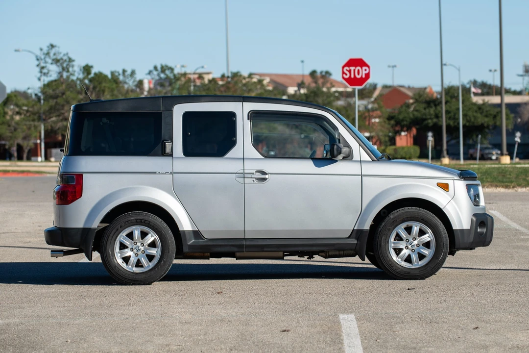 2008 Honda Element - Image 11 of 31