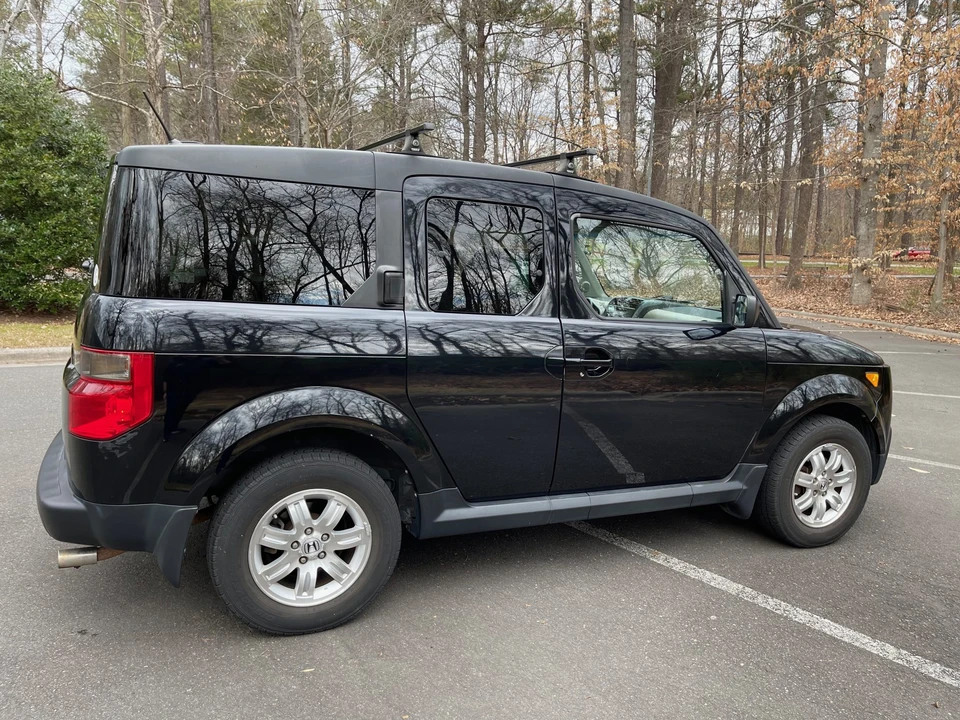 2008 Honda Element - Image 10 of 31