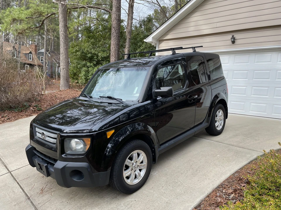 2008 Honda Element - Image 2 of 31