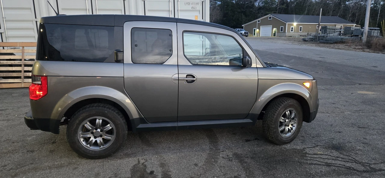 2008 Honda Element - Image 11 of 31