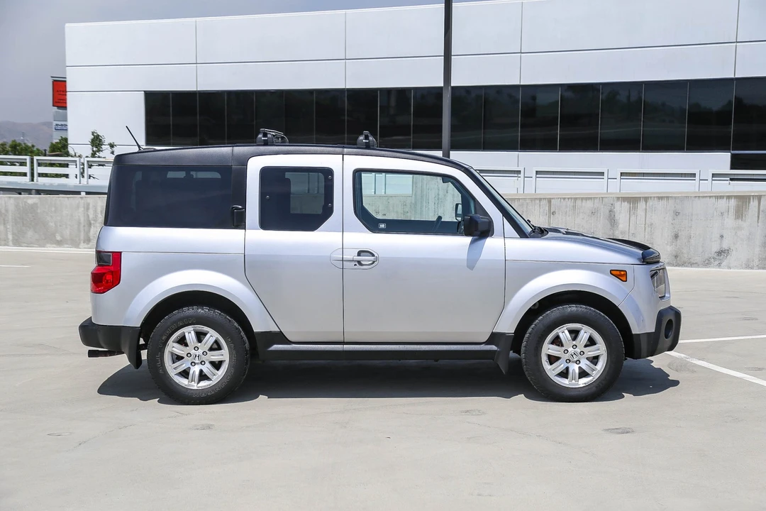 2008 Honda Element - Image 10 of 31