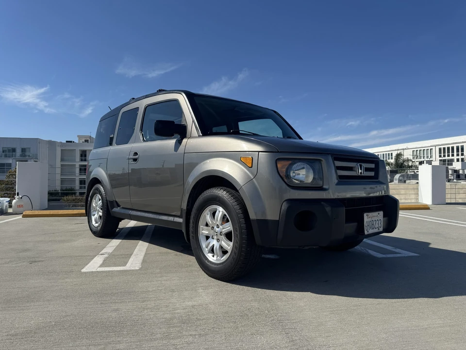 2008 Honda Element - Image 2 of 31