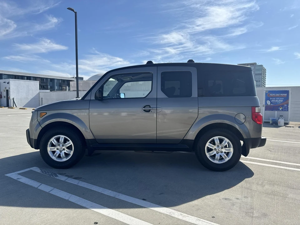 2008 Honda Element - Image 7 of 31