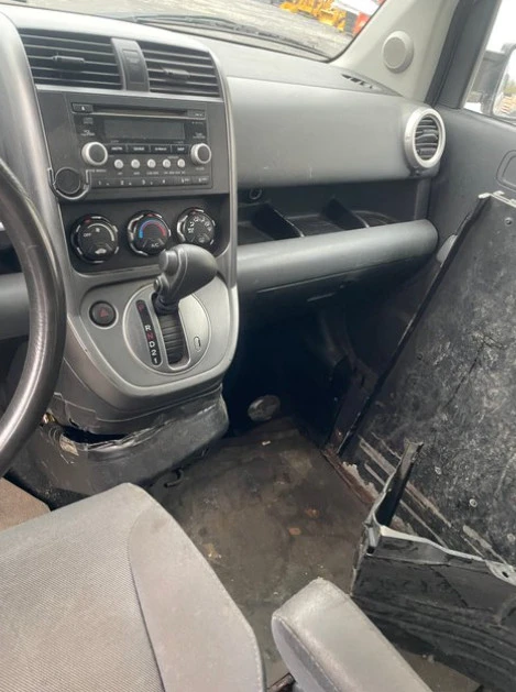 2008 Honda Element - Image 10 of 15