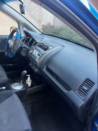 2008 Honda Fit - Image 9 of 18