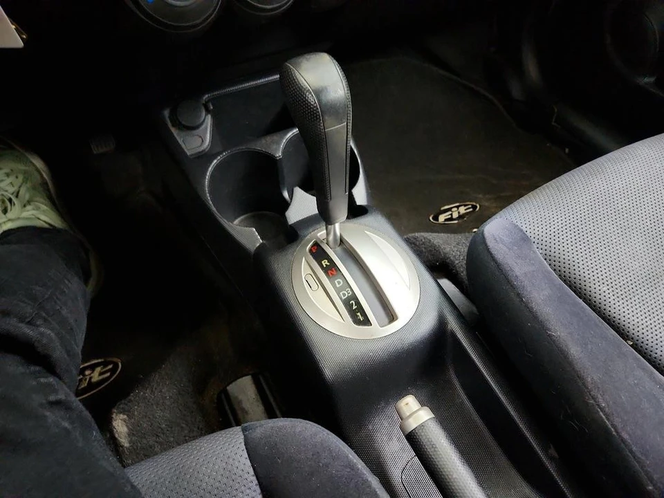 2008 Honda Fit - Image 17 of 21