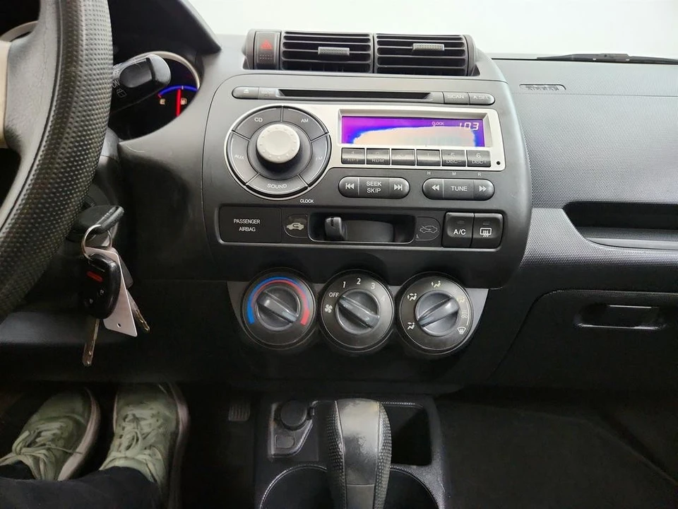 2008 Honda Fit - Image 18 of 21