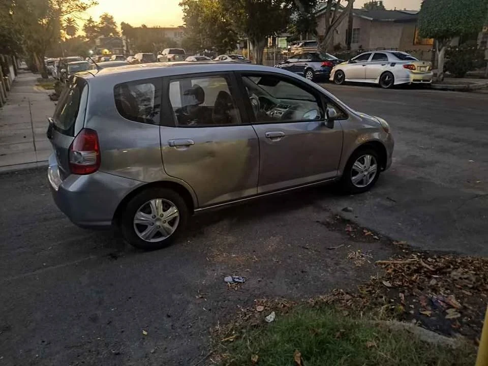 2008 Honda Fit - Image 6 of 10