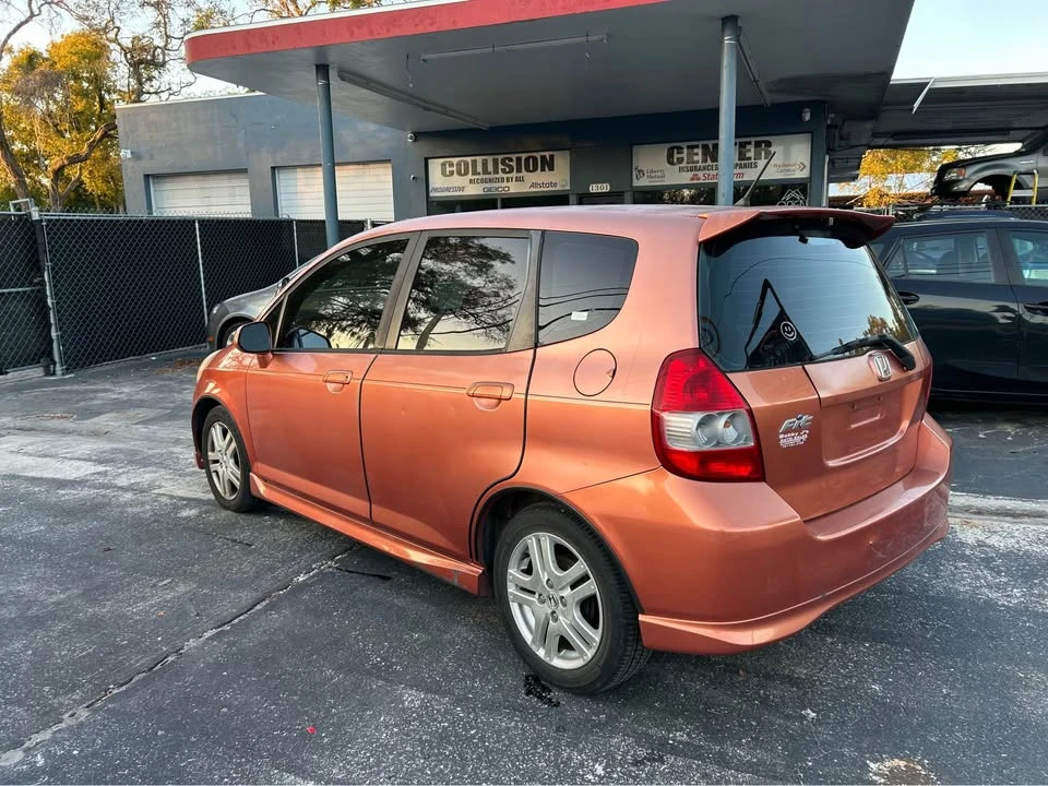 2008 Honda Fit - Image 6 of 9