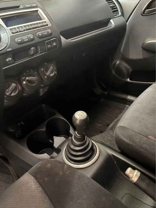 2008 Honda Fit - Image 3 of 9