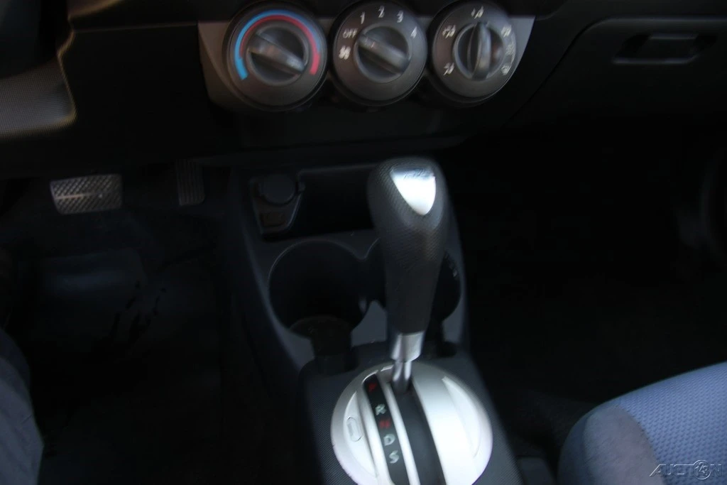 2008 Honda Fit - Image 18 of 21