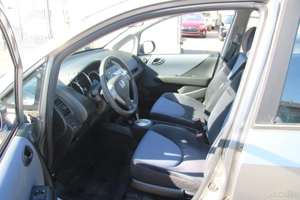 2008 Honda Fit - Image 13 of 21